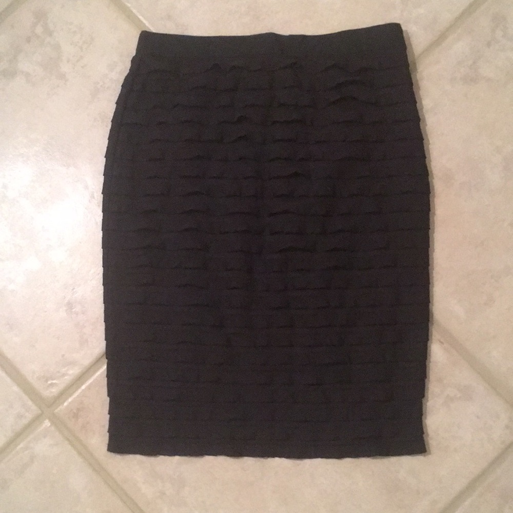 Banana Republic Ruffled Pencil Skirt